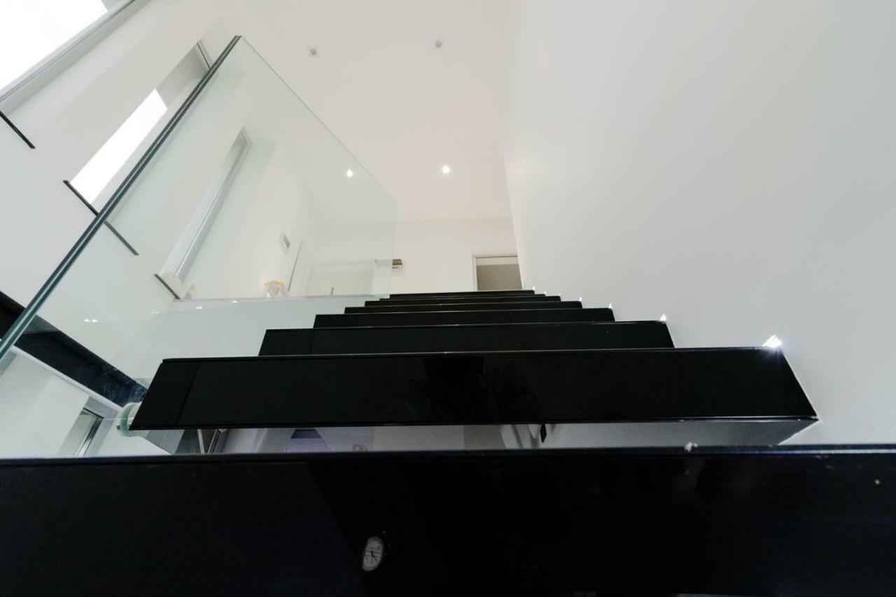 Ezra Luxury Apartments Navodari Exterior photo